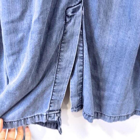 Mason by Suki Chambray Belted Denim Trench Jacket - Large - Picture 7 of 10